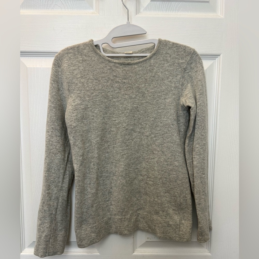 MaxMara Women's cashmere sweater small